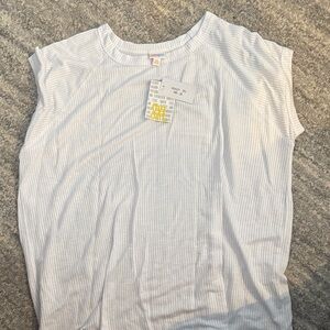 Lularoe ASHLEY Ribbed all White short sleeve Top